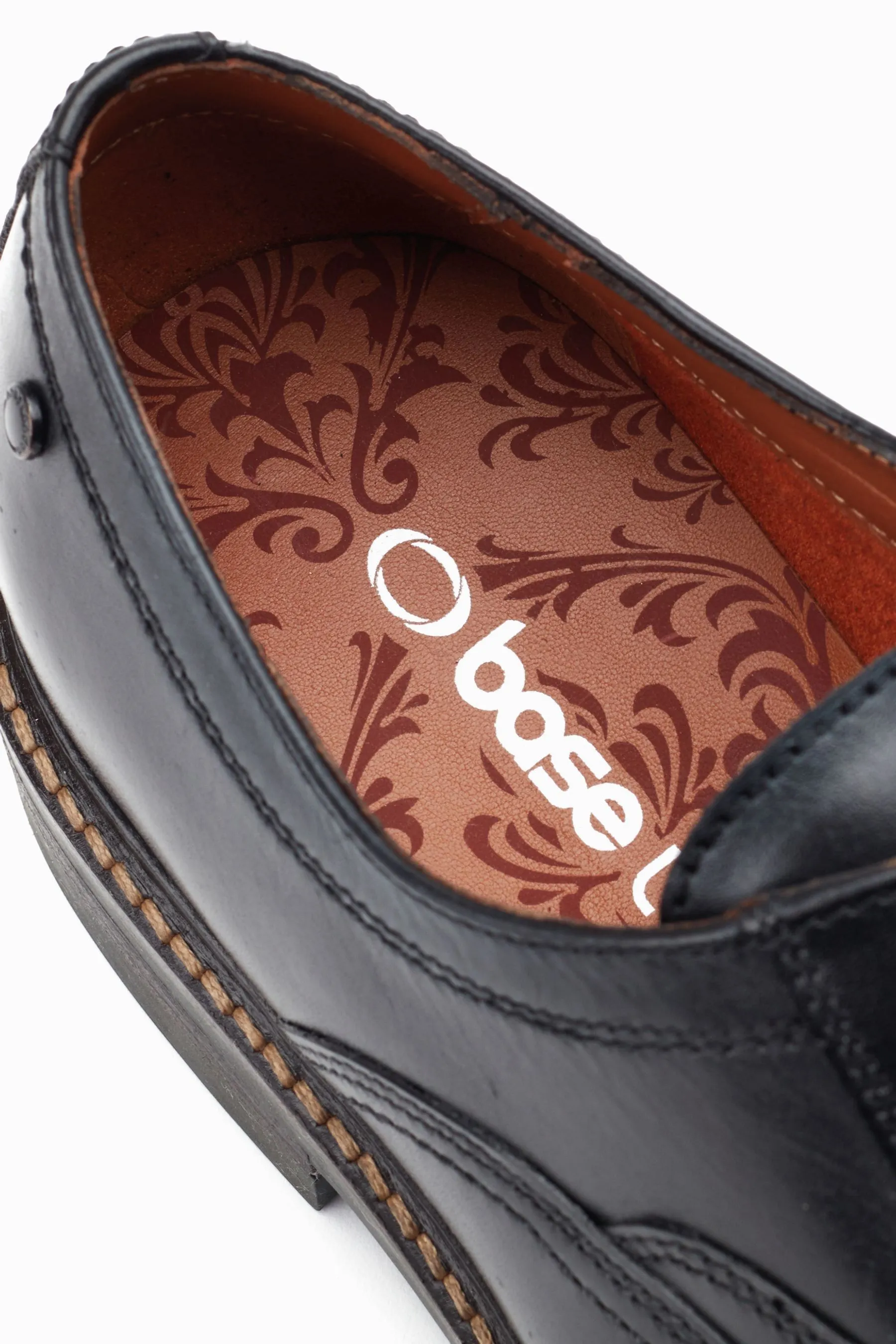 Base London Tatton - Scarpe con Pizzo    