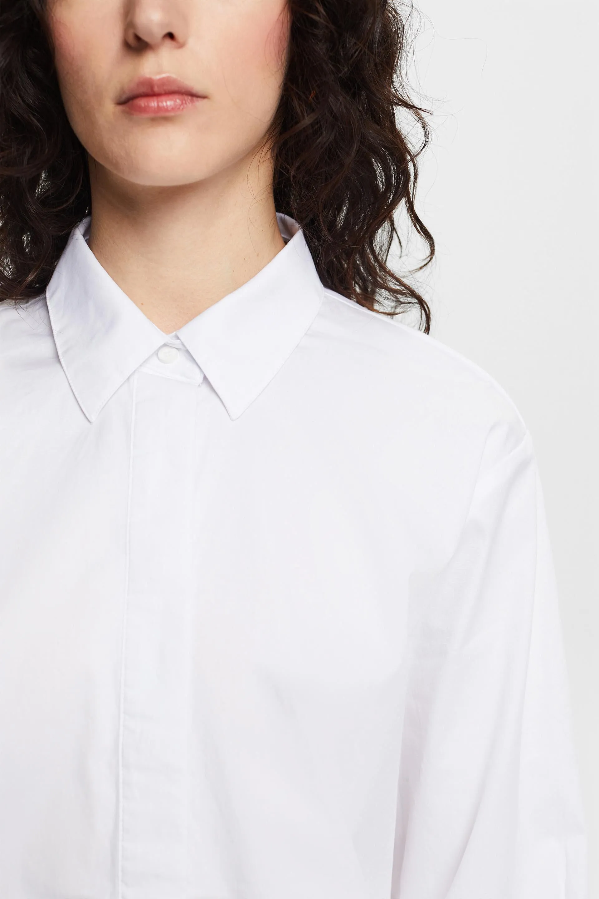 Camicia blusata dal taglio ampio