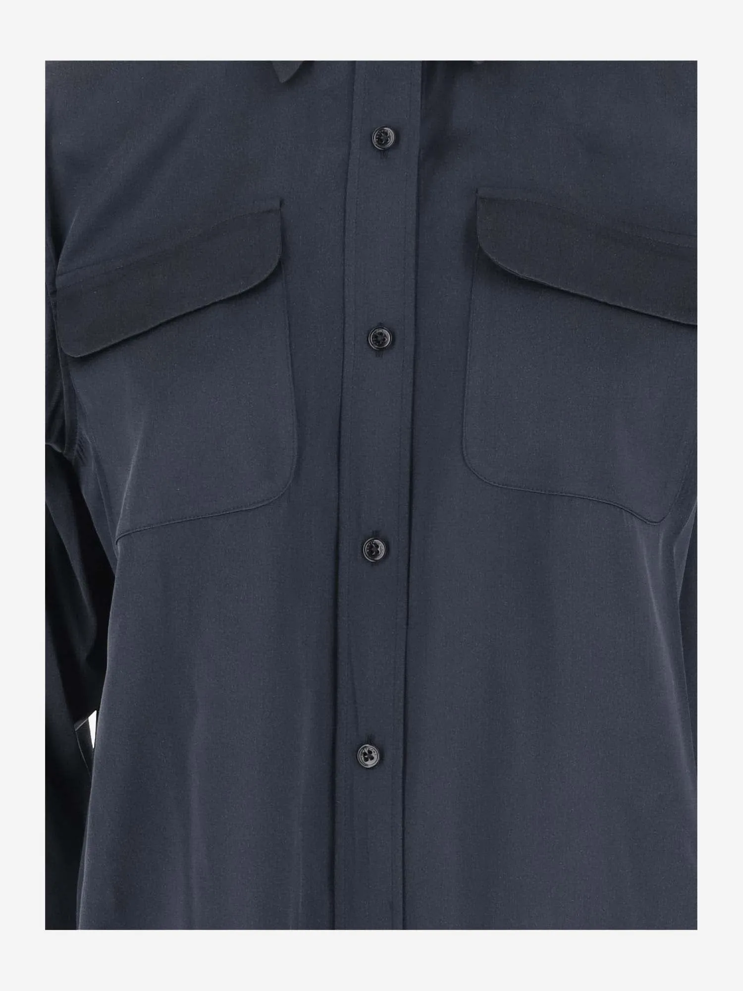 Camicia di seta dell'equipaggiamento