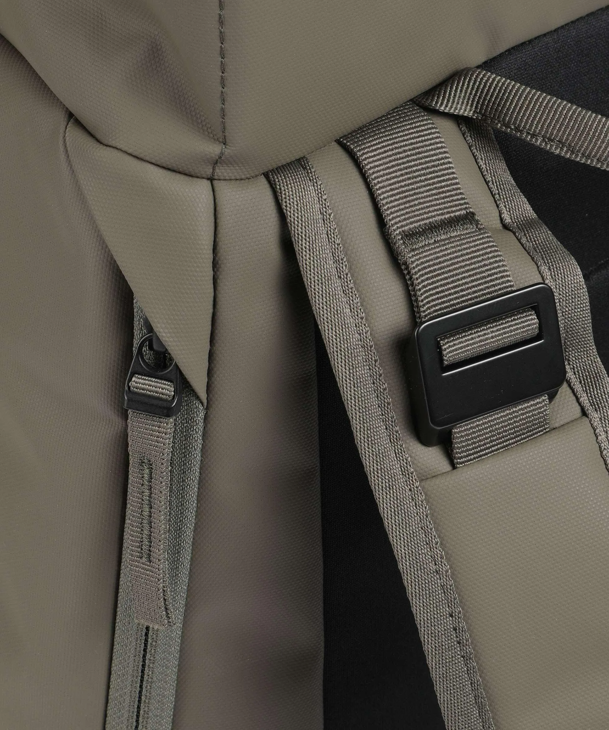  Db Hugger 30L Zaino poliestere cachi  