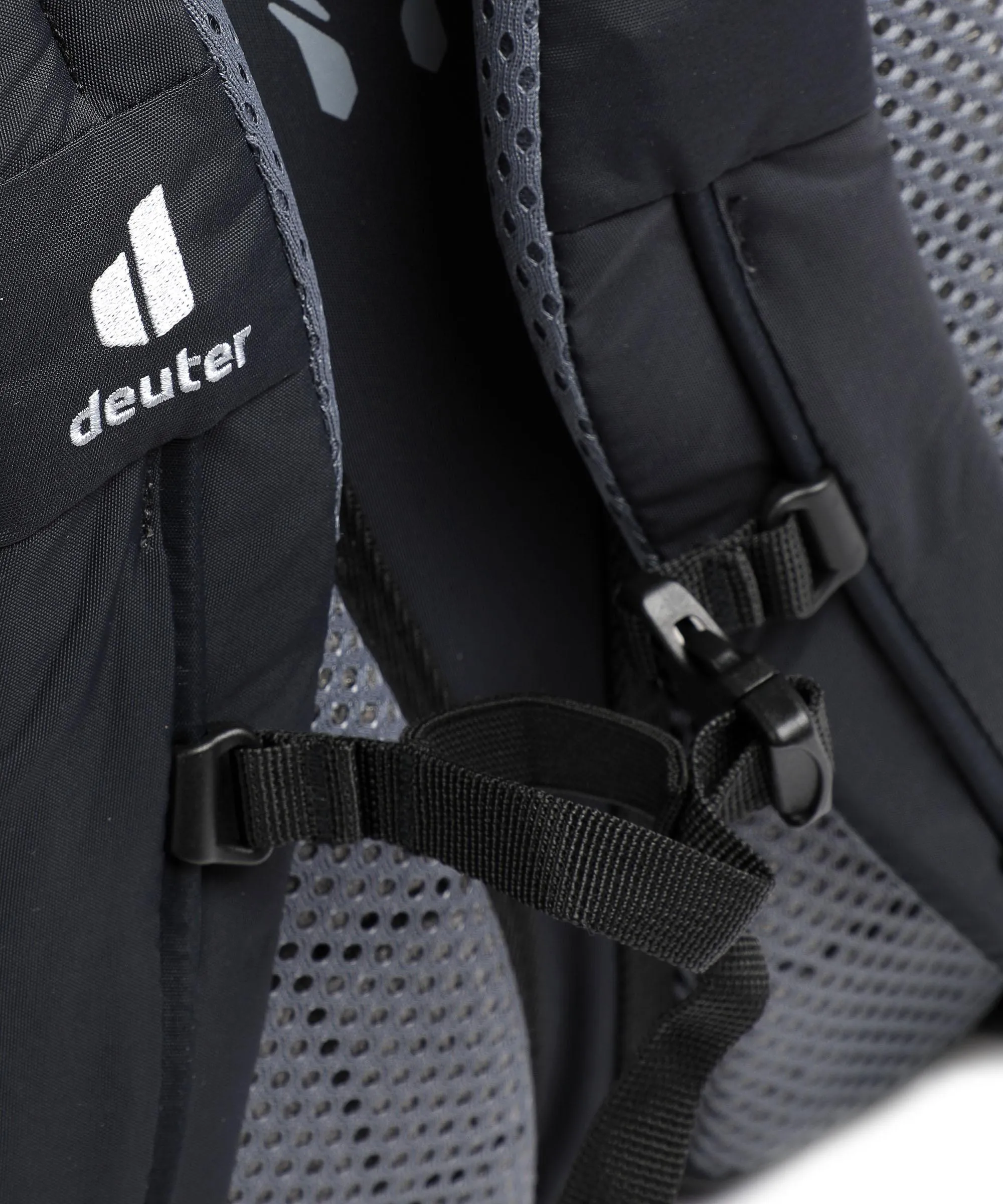  Deuter StepOut 22 Zaino montagna 15″ poliestere riciclato nero  