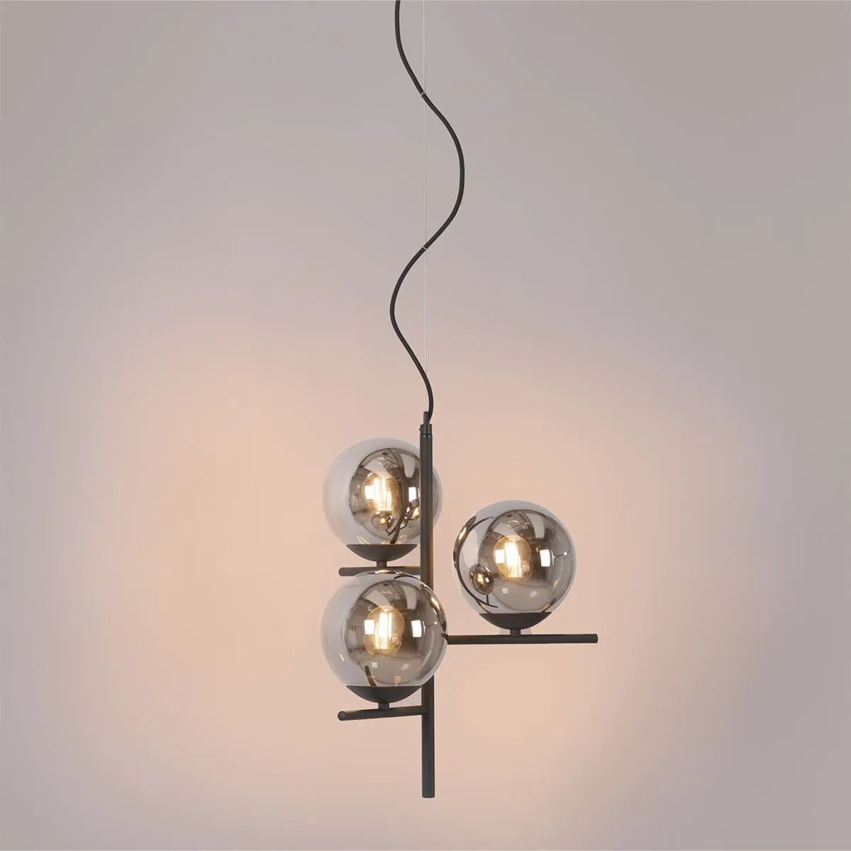 Lampada a sospensione Art Deco nera e vetro fumé a 3 luci - Flore