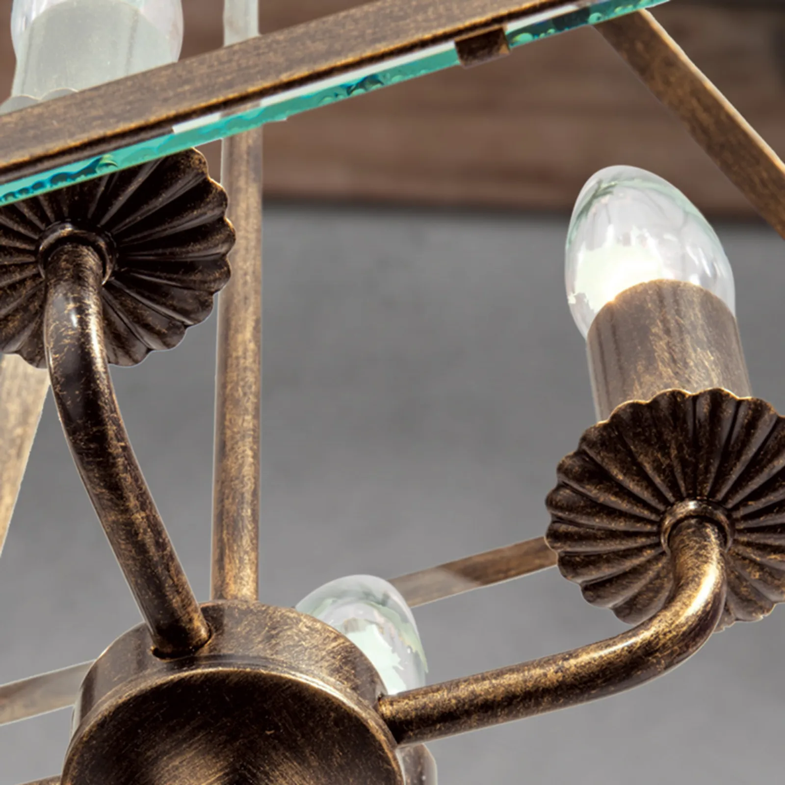 Lampada a sospensione Manto, angolare, oro, 4 luci