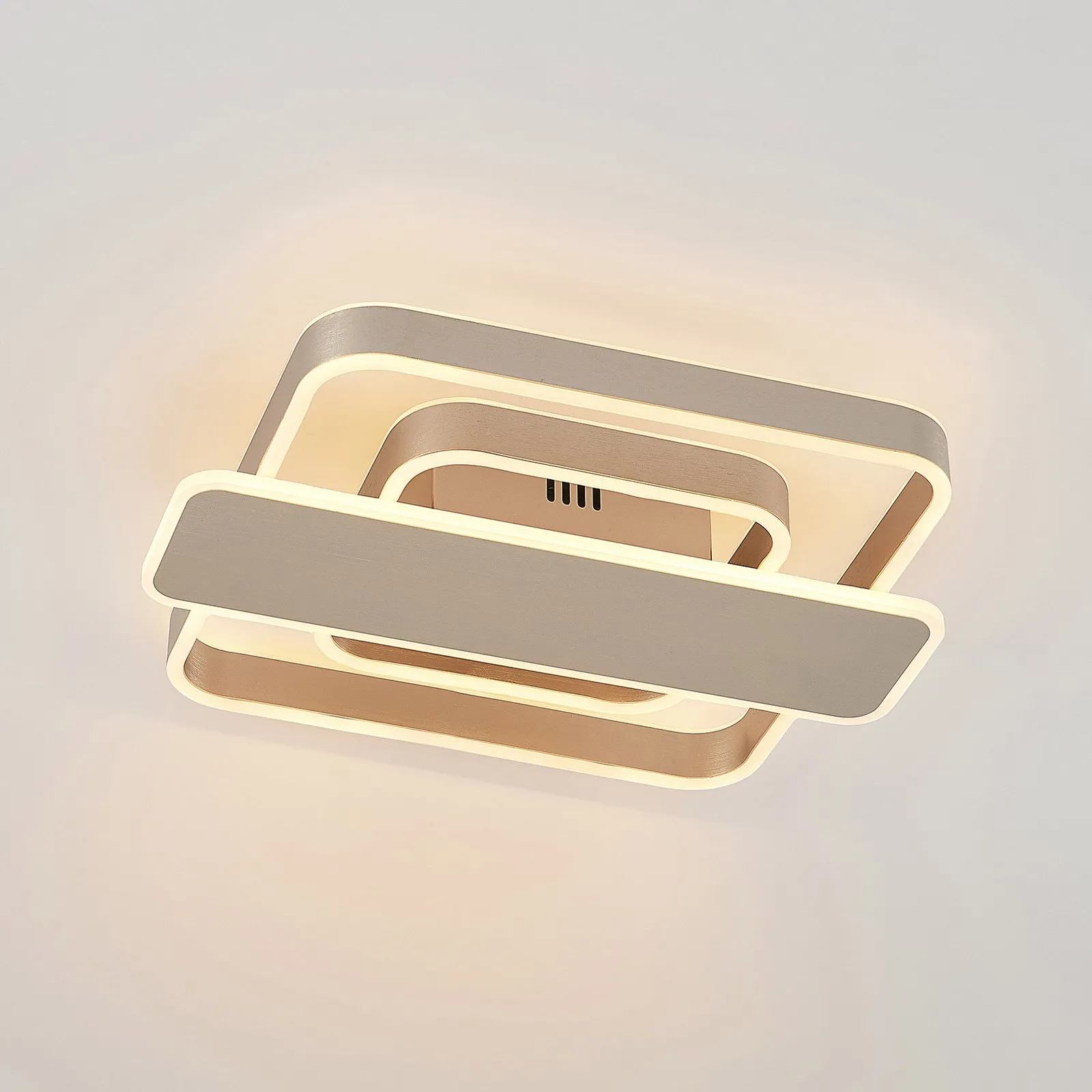 Lucande Linetti Plafoniera LED angolare in nichel 40cm