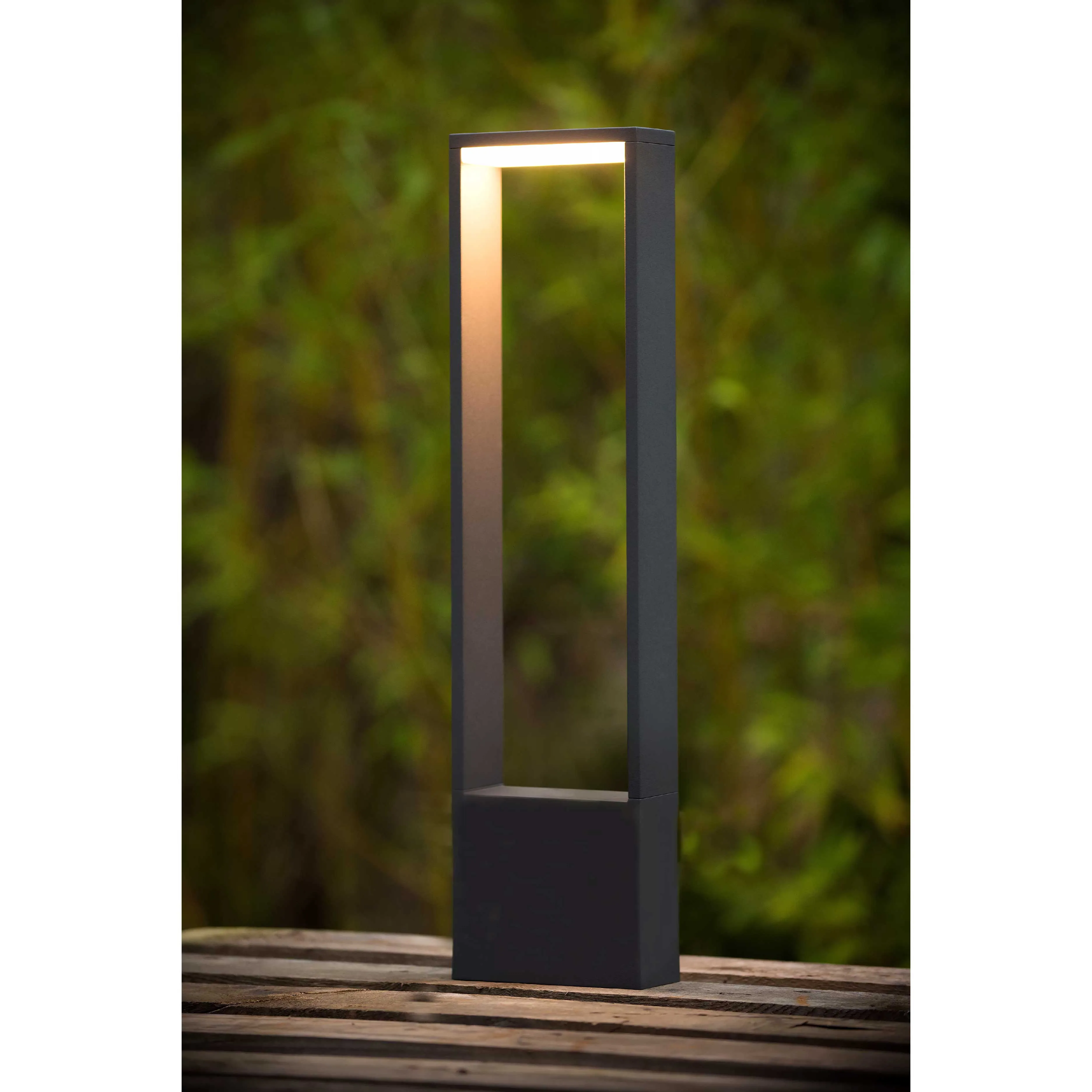 Lucide  Lampada da esterno con struttura moderna in alluminio e diffusore a led Goa - 10W - 3000k Luce Calda