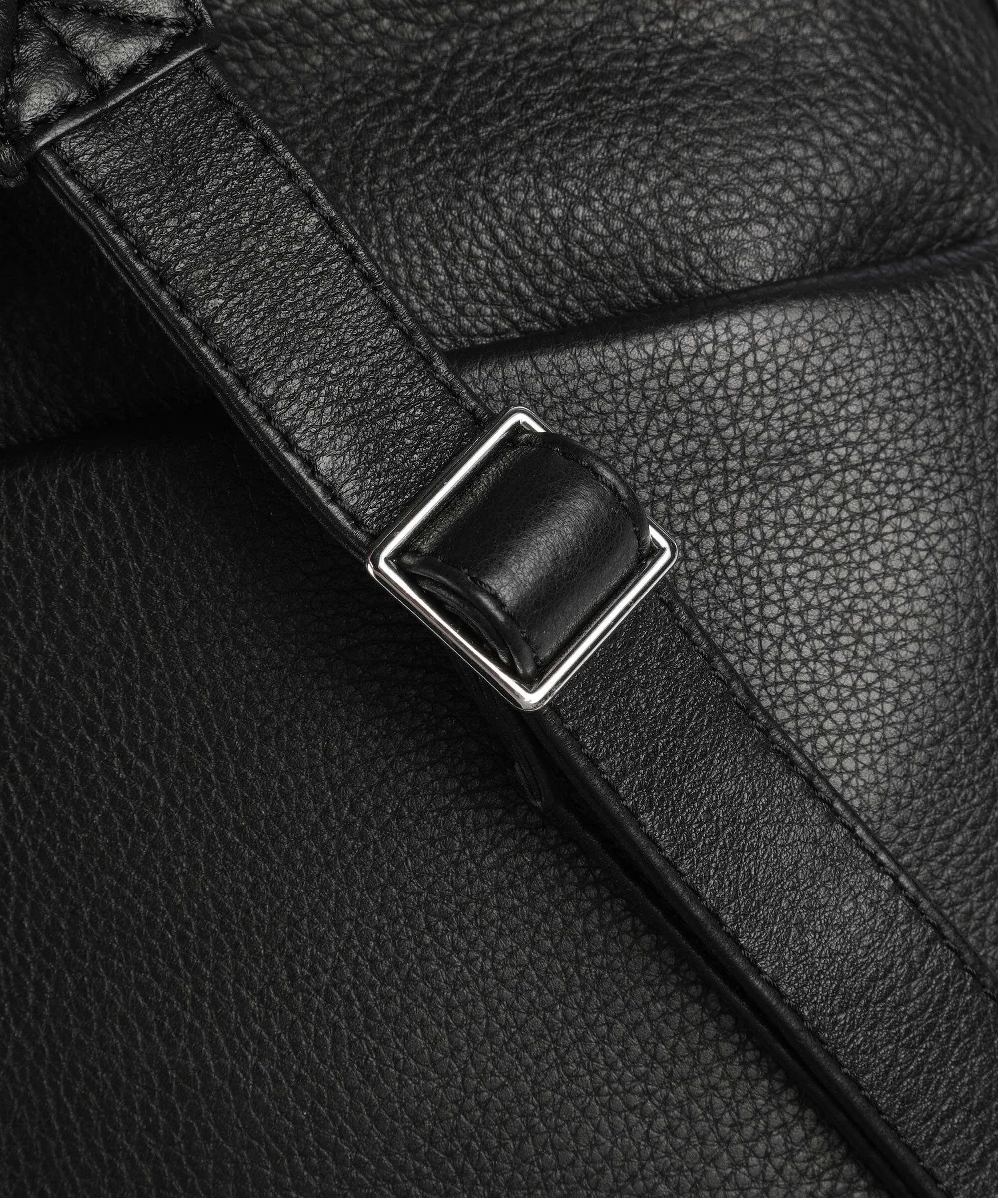  Markberg Derris Zaino 13″ pelle di vacchetta grana nero  