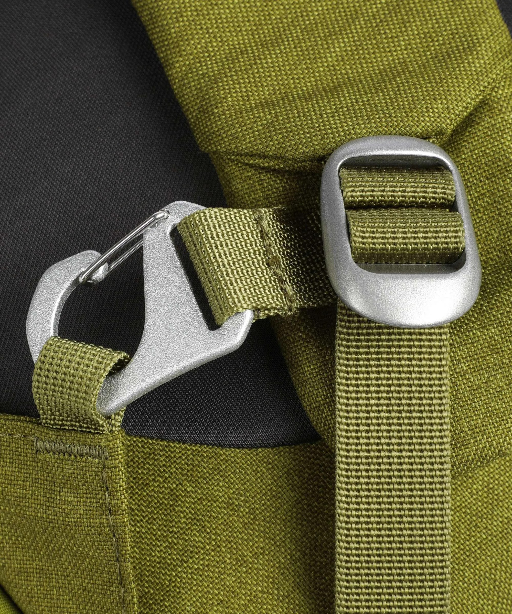 Osprey Arcane Large Zaino 16″ poliestere riciclato verde-oliva  
