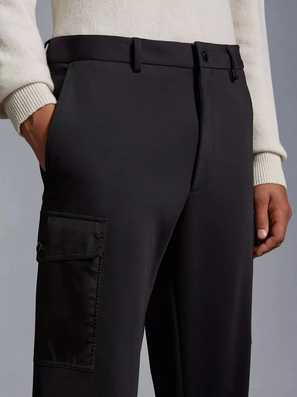 Pantaloni cargo