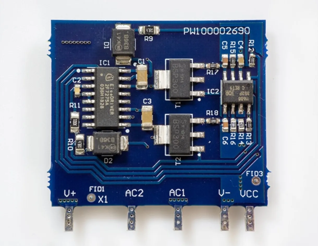 Scheda di valutazione Controller PFC per Alimentatori KIT_ACT_BRD_60R022S7