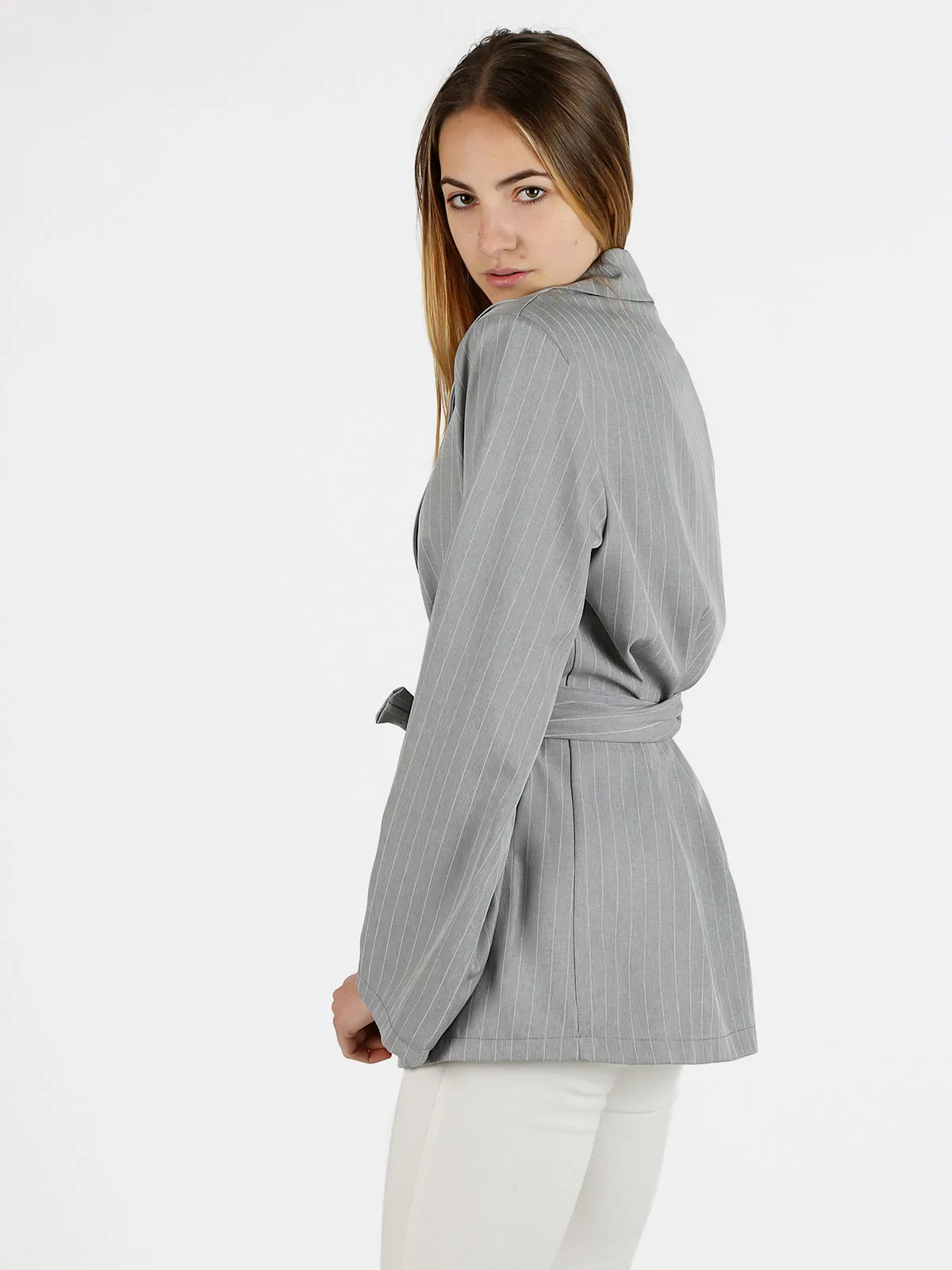 Solada Blazer femme oversize à fines rayures avec ruban