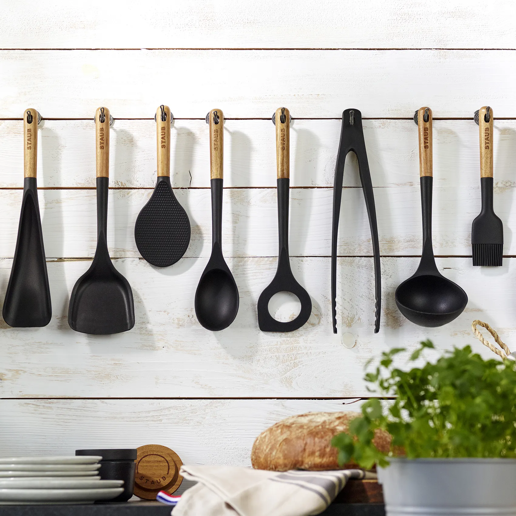 Spatola per wok Staub.jf{font-size:18px}31 cm