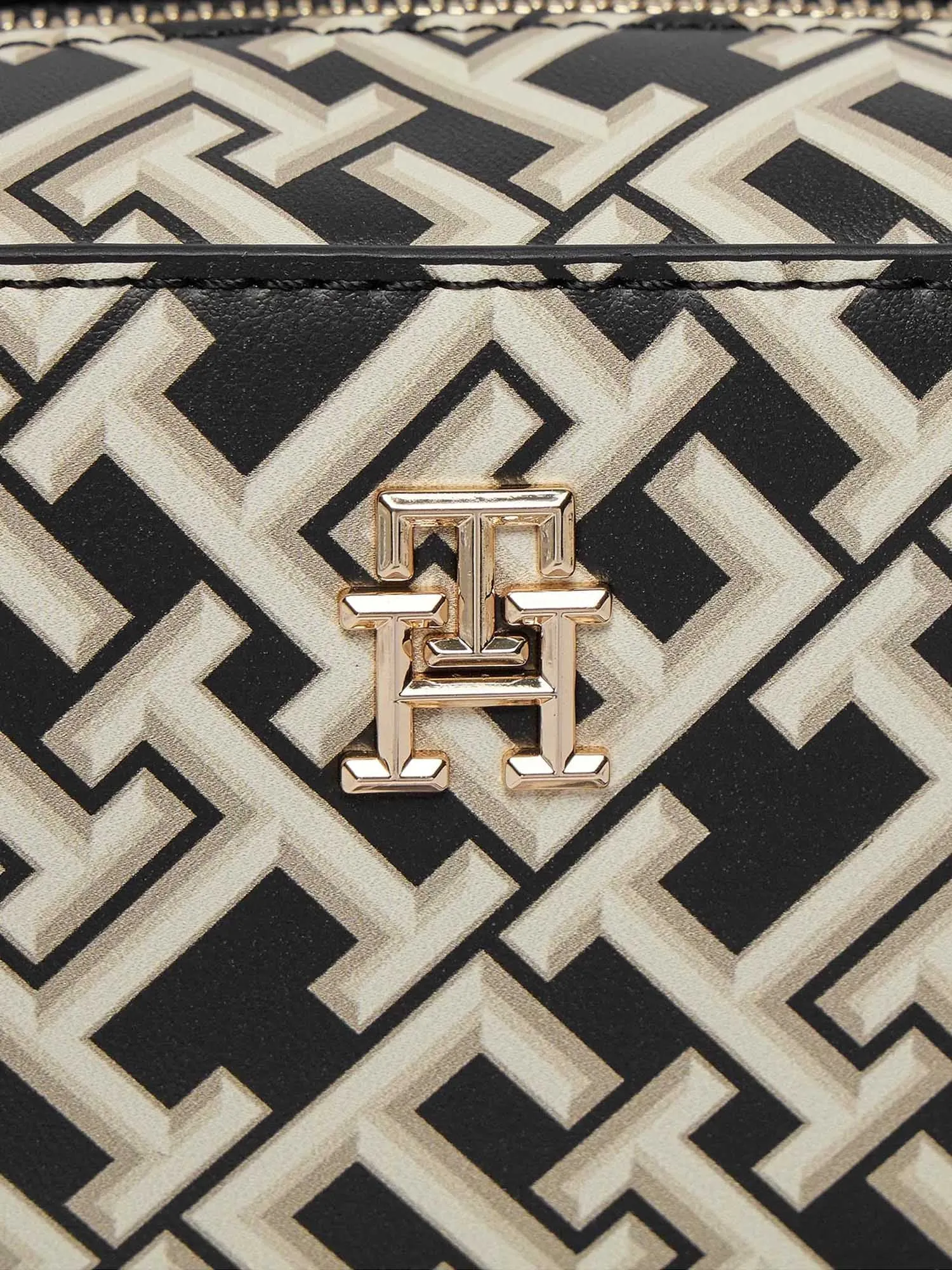 Tommy Hilfiger Beauty Case AW0AW15745