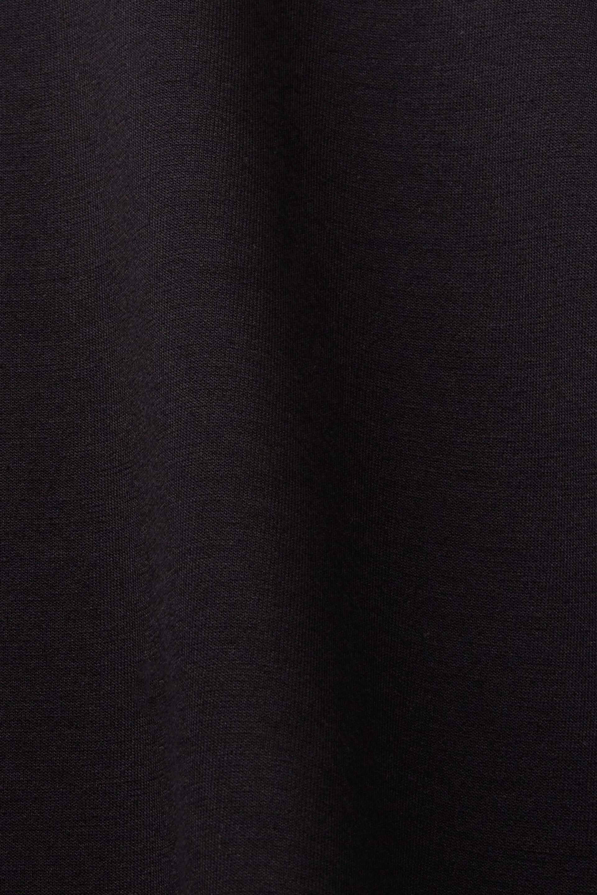 Top a maniche lunghe loose fit
