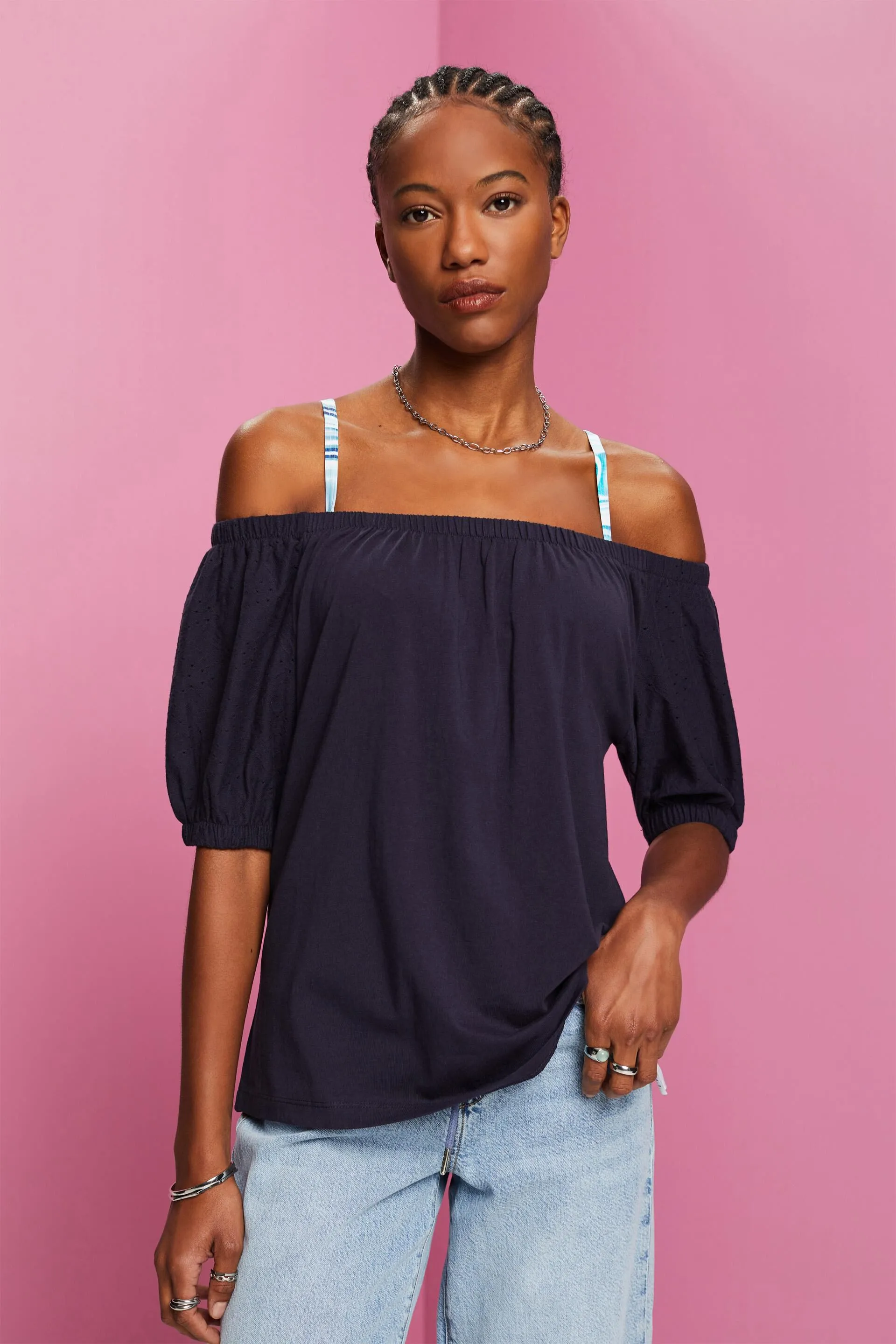 Top con spalle scoperte